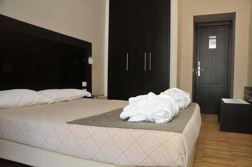 Sotto Il Sole Di Roma Bed & Breakfast Екстериор снимка